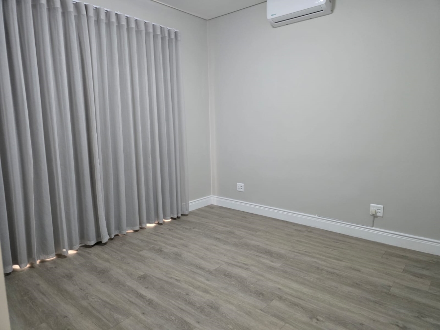 3 Bedroom Property for Sale in Aan de Wijnlanden Western Cape